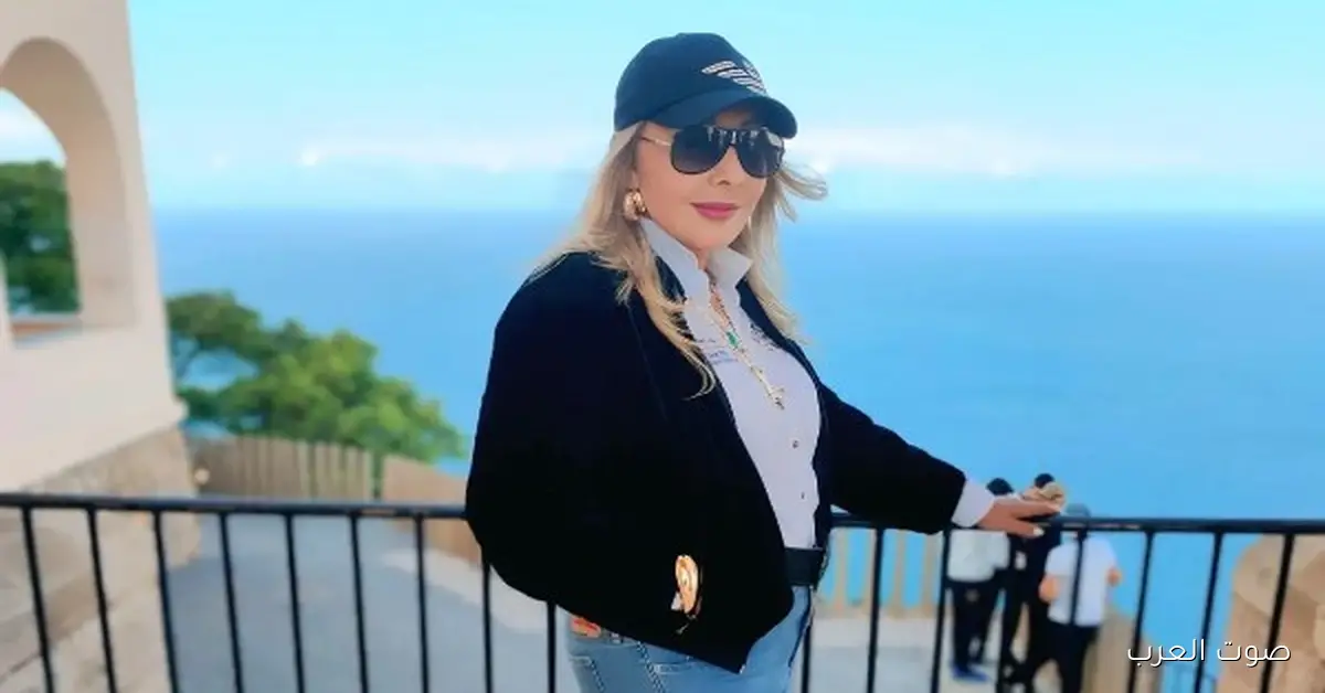 نادية الجندي بتظهر بشكل شبابى يخطف الأنظار