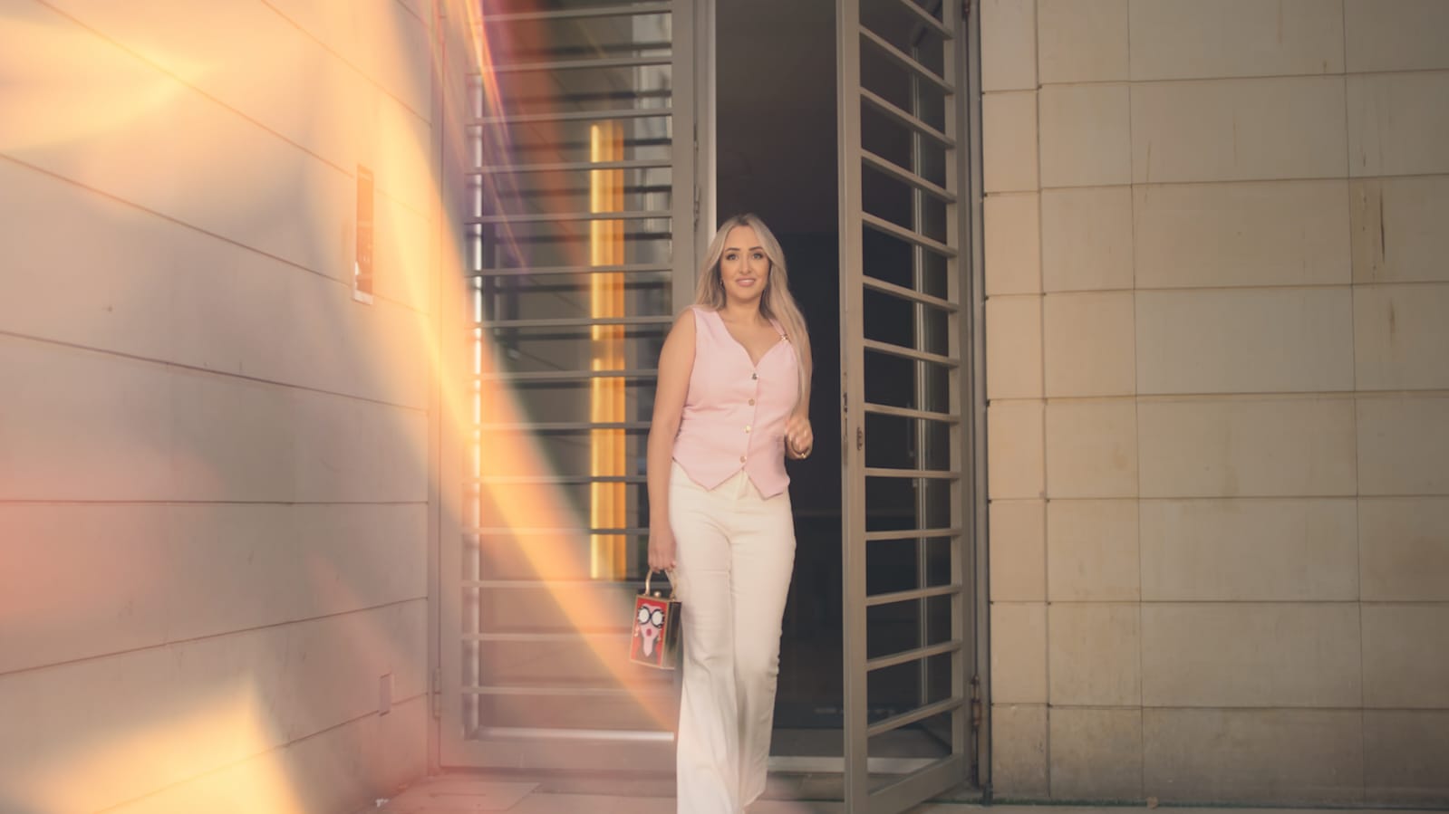 1762440023 73 سارة سحاب عايزة أظهر بشكل يليق باسم أبويا بعد طرح