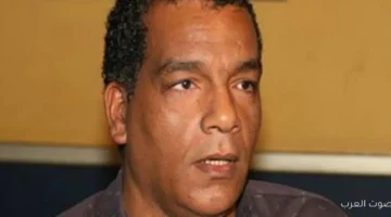 1762444273 محمد هنيدي يودع المؤلف أحمد عبدالله هتوحشني يا صديقي الغالي