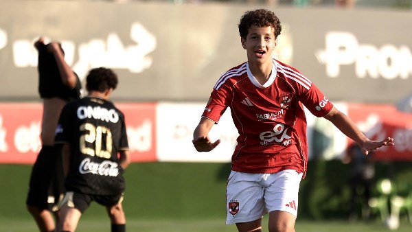 الأهلي يفوز على الزمالك بثلاثية نظيفة في بطولة الجمهورية مواليد 2011