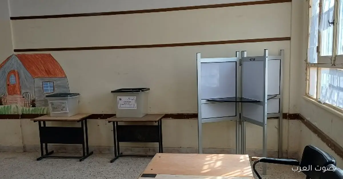 انتهاء تجهيز المدارس لانتخابات مجلس النواب ومنع لصق لافتات الدعاية عليها