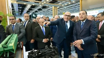 1762689941 رئيس الوزراء يروح معرض الصناعة MEA Industry