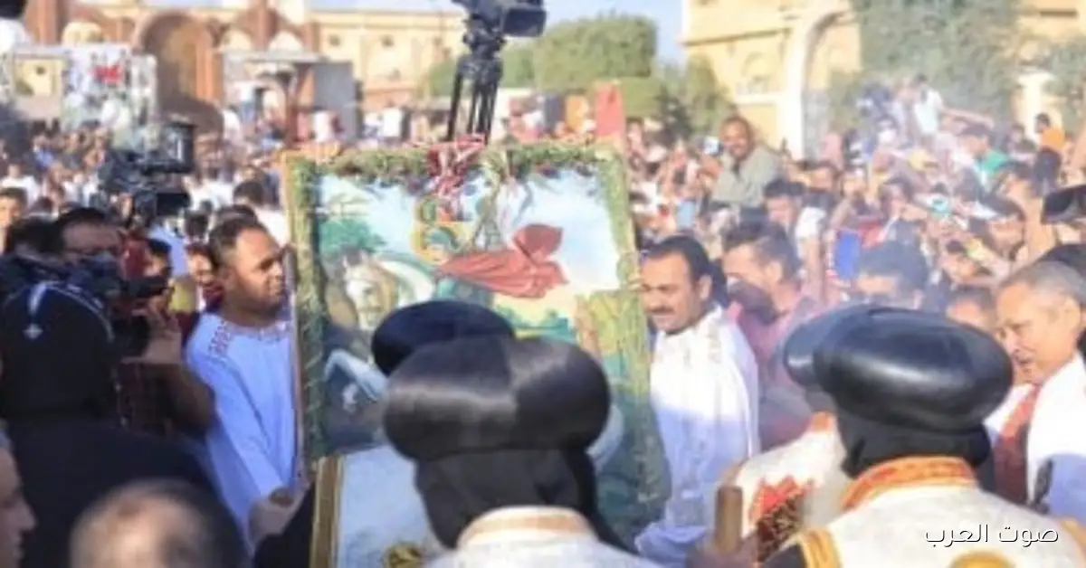 الشهيد مار جرجس بيجمع الناس.. مئات زاروا دير الرزيقات في أول يوم للاحتفال