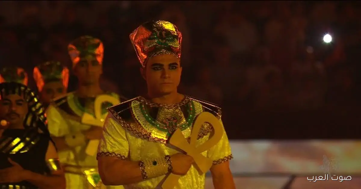 شوفوا ستاد محمد بن زايد بينور بلمسات فرعونية في مباراة الأهلي والزمالك