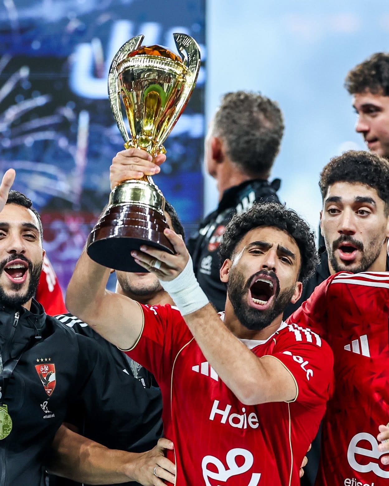 الأهلي فرحان بلقب السوبر المصري 6 تتويج الأهلي