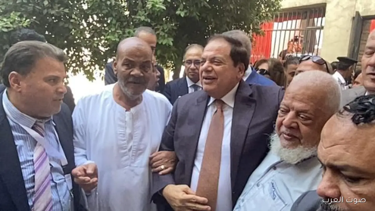 محمد أبو العينين وسط الناس: استقبال حافل وزغاريد في الانتخابات