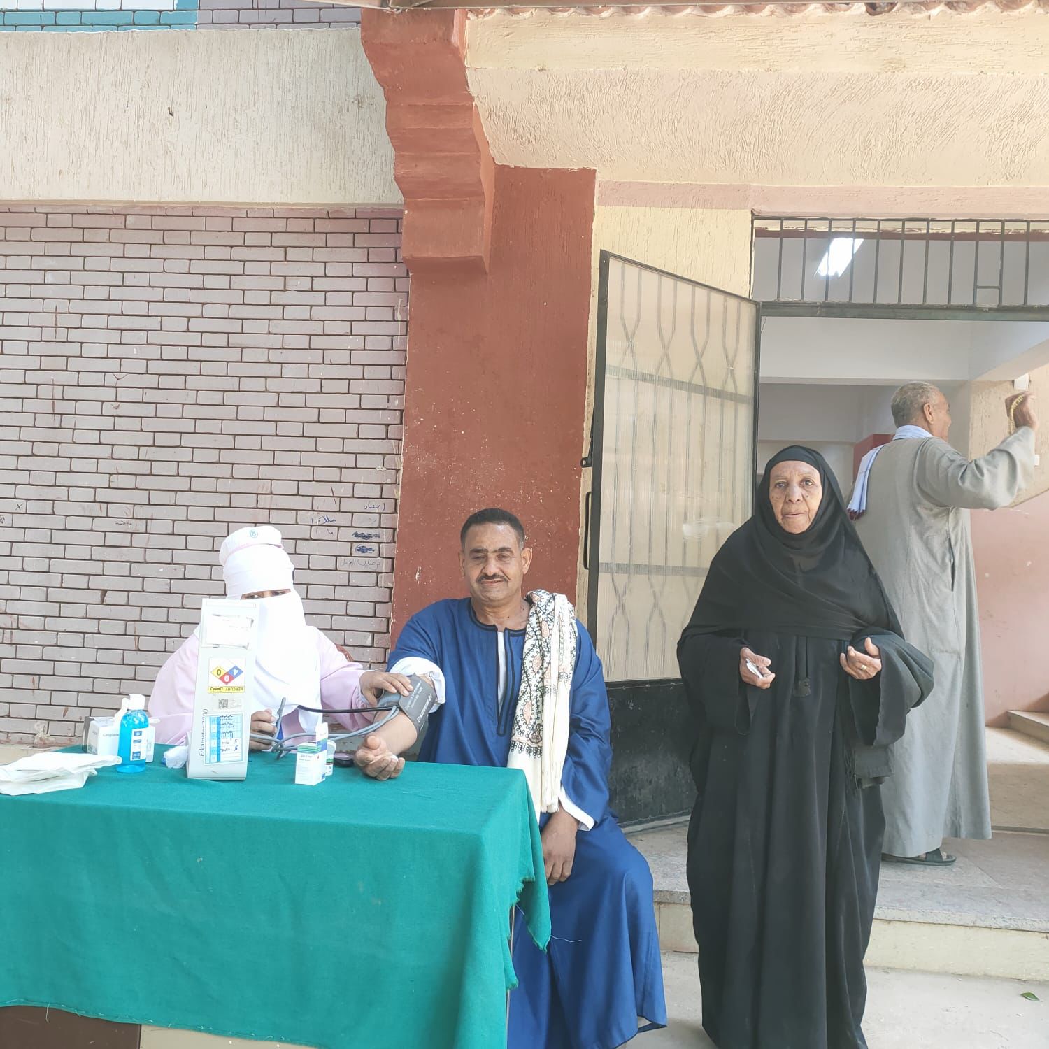 1762771307 179 انتخب واطمئن وزارة الصحة جاهزة بخطة شاملة لحماية الناخبين في