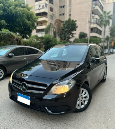 1762779634 645 اشتري مرسيدس B180 بسعر 650 ألف جنيه