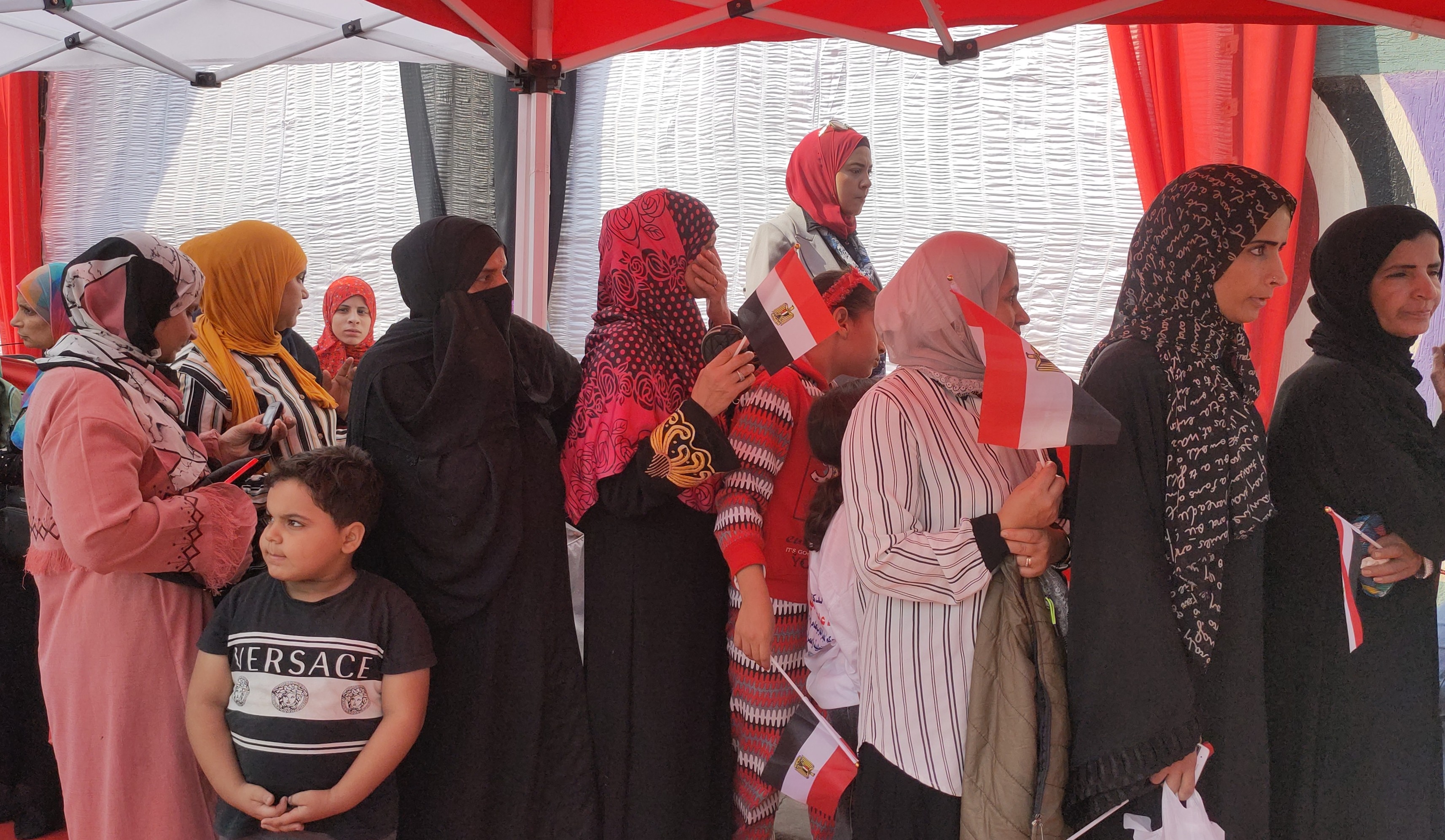 1762785454 182 إقبال كبير على انتخابات مجلس النواب 2025 في لجنة هشام