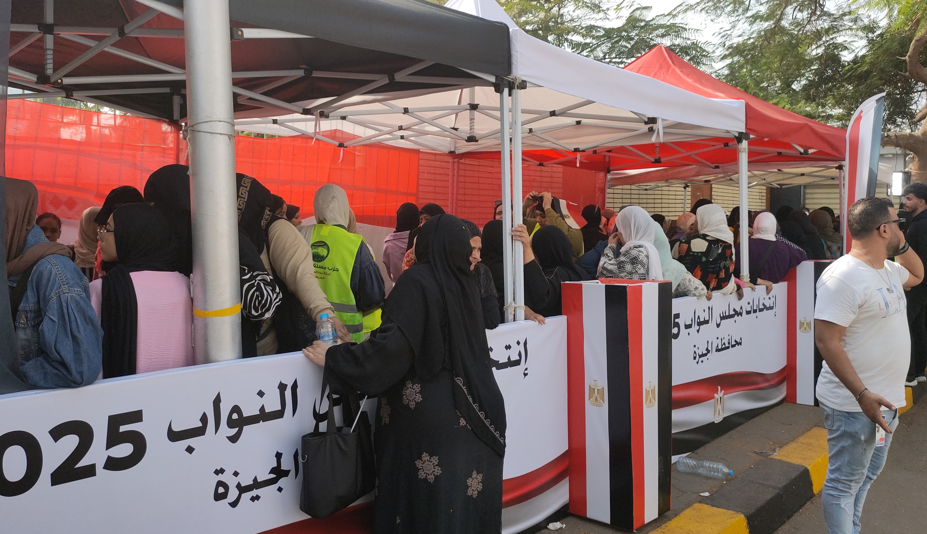 1762785454 6 إقبال كبير على انتخابات مجلس النواب 2025 في لجنة هشام