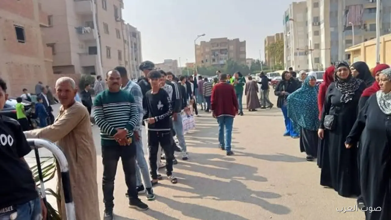 1762786394 مواطنين كتير نازلين ينتخبوا في لجان حدائق أكتوبر لمجلس النواب