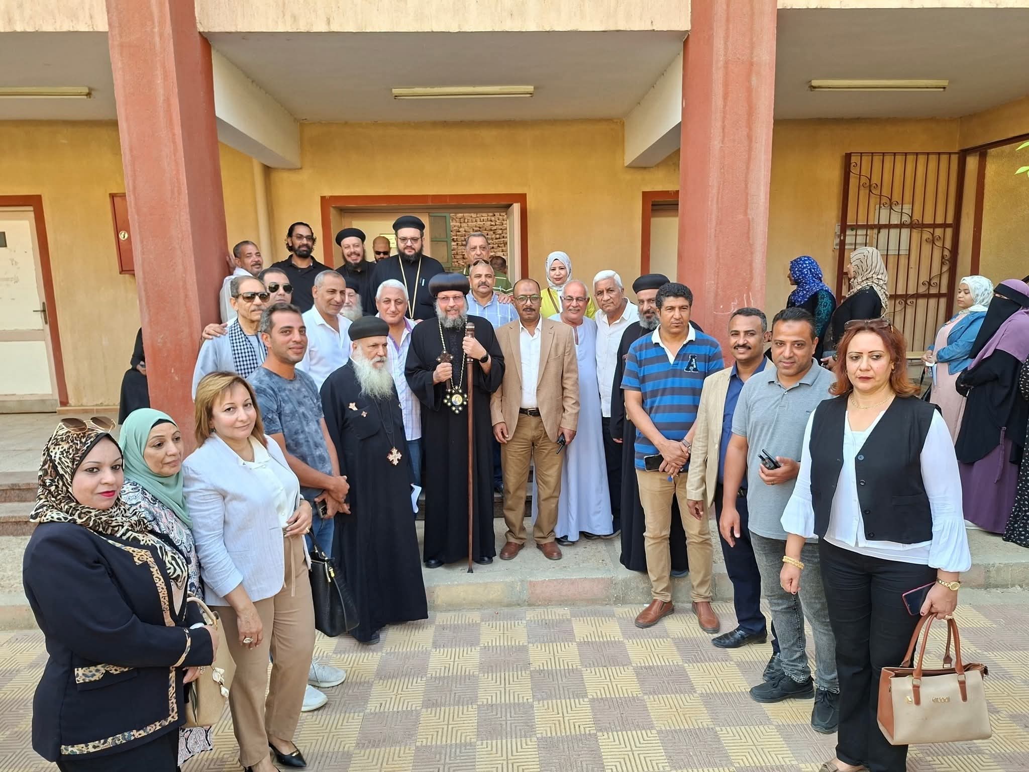 1762800227 241 الأنبا ديمتريوس والأنبا بقطر يصوتوا في انتخابات مجلس النواب