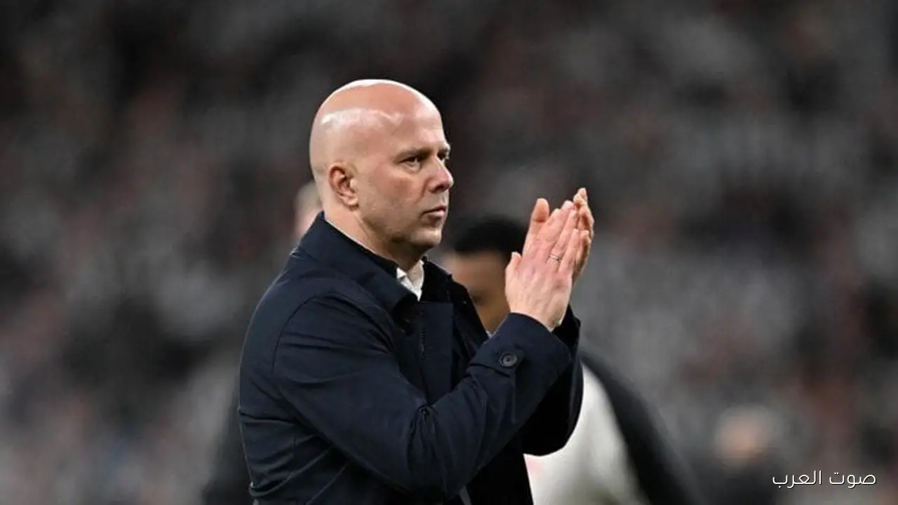 1762801700 ليفربول متمسك بآرني سلوت رغم الهزيمة الكبيرة من مانشستر سيتي