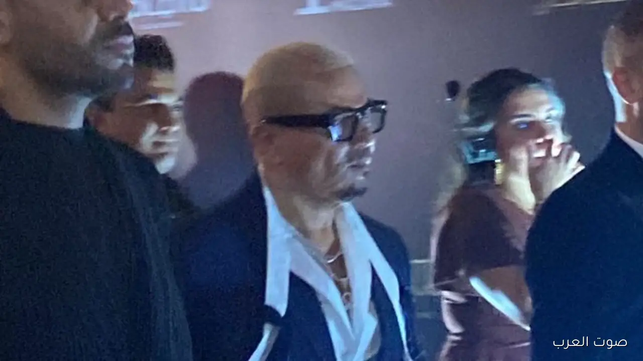 1762804512 عمرو دياب مفاجأة في العرض الخاص لفيلم السلم والثعبان بالتجمع