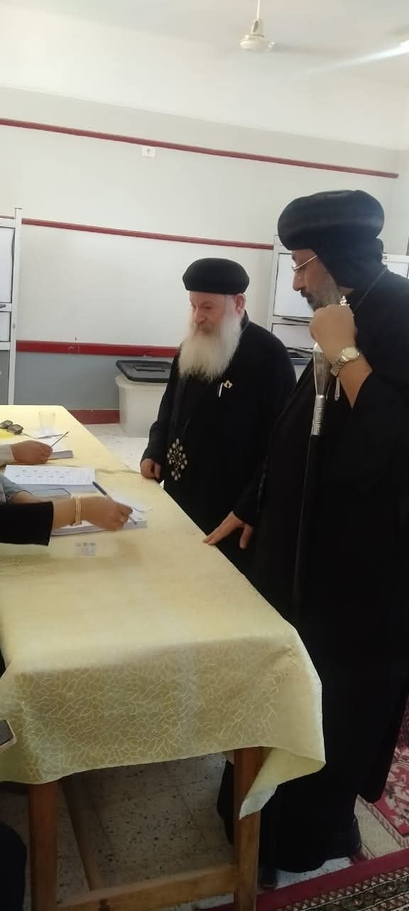 1762847431 661 أساقفة الكنيسة يشاركوا في الانتخابات ويدلوا بأصواتهم في المرحلة الأولى