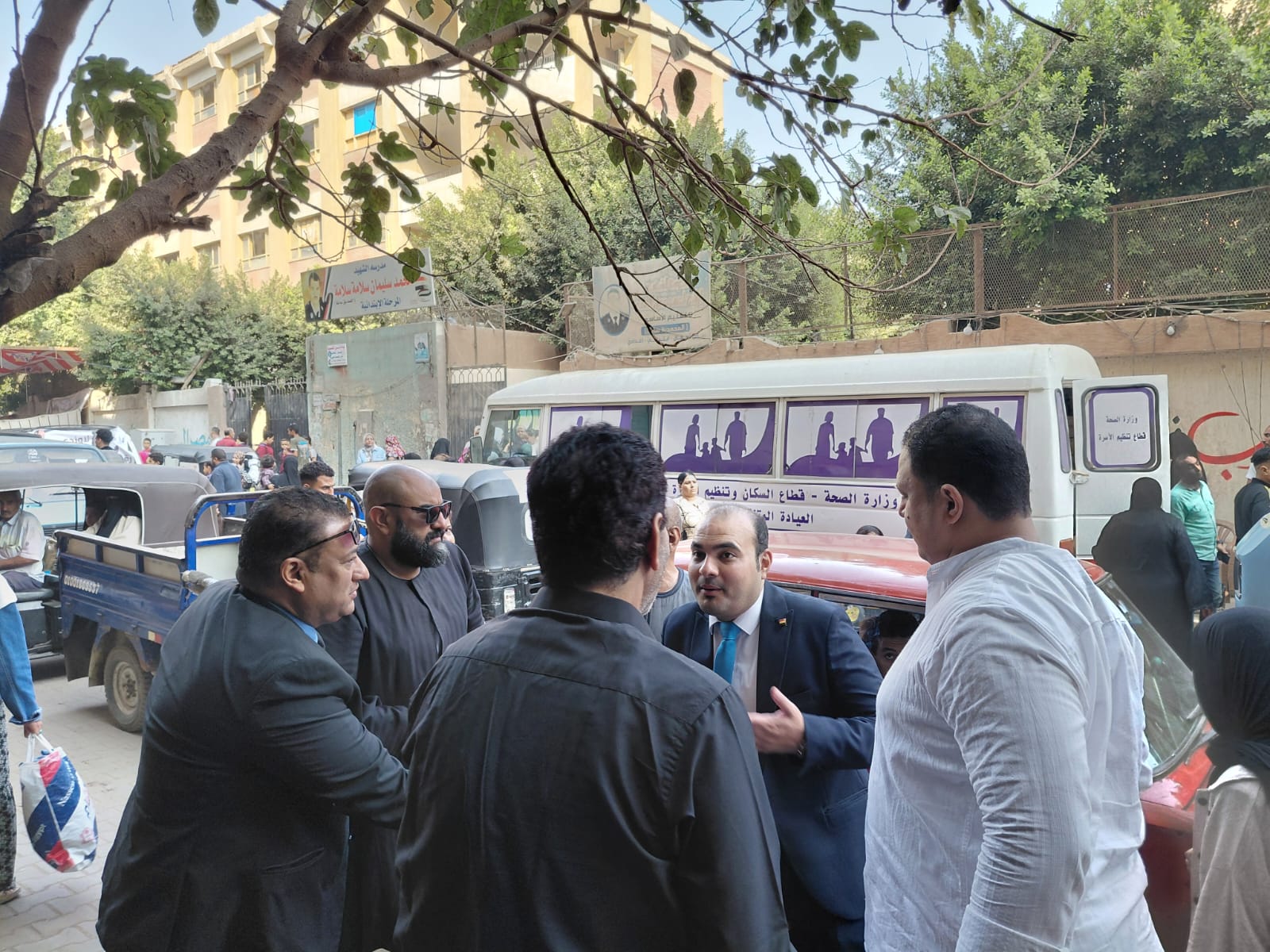 1762849653 116 زحمة ناخبين مستمرة على لجان العمرانية في انتخابات النواب