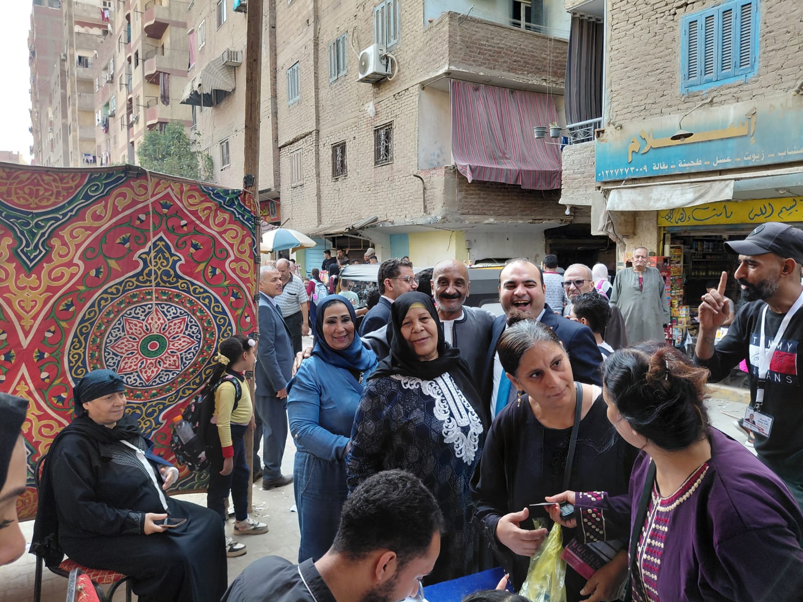 1762849653 417 زحمة ناخبين مستمرة على لجان العمرانية في انتخابات النواب