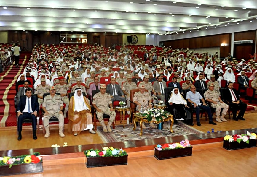 قوات شرق القناة لمكافحة الإرهاب تستقبل شيوخ القبائل وممثلي المجتمع المدني من شمال وجنوب سيناء 4 صورة من اللقاء