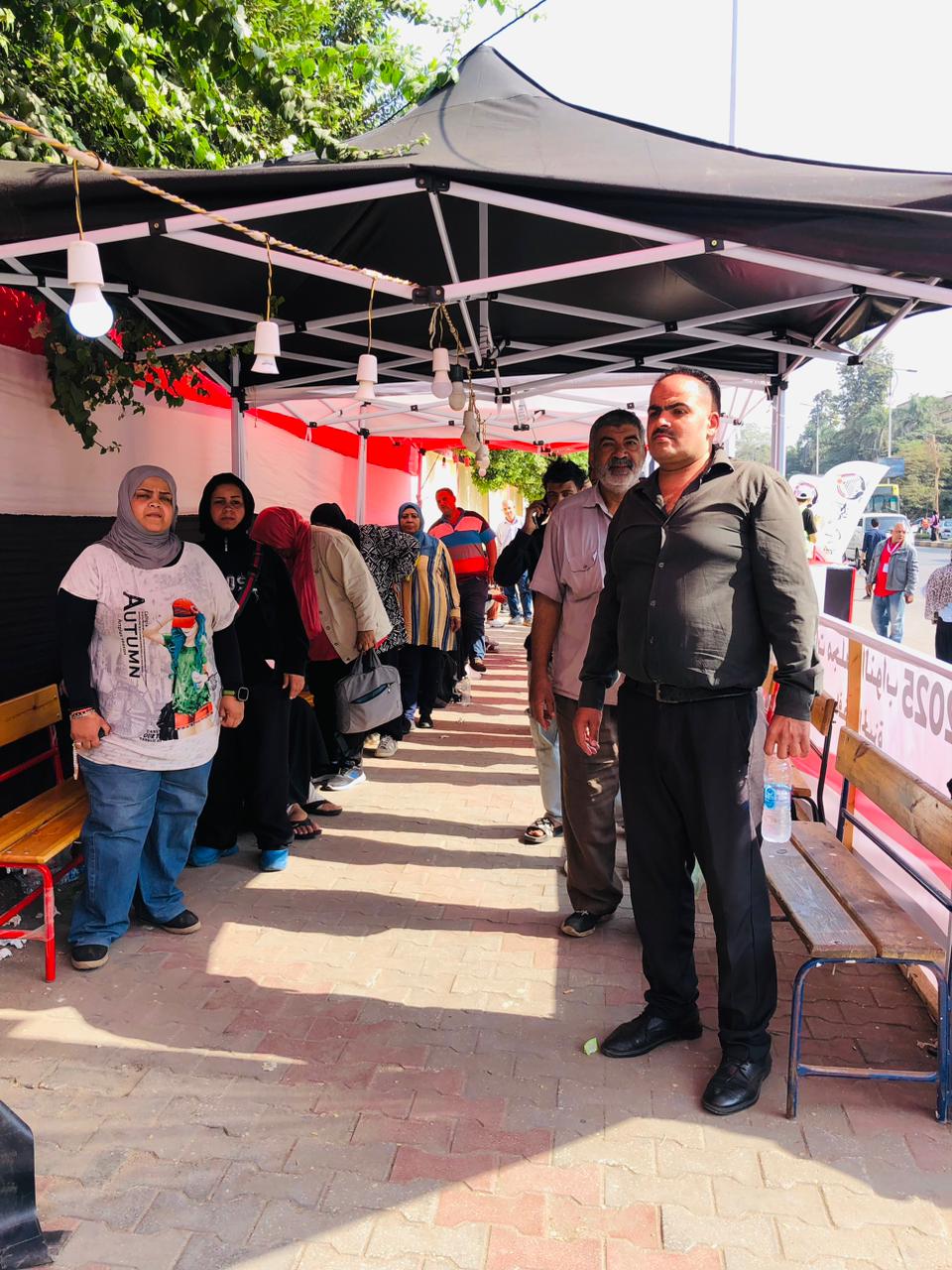 1762852577 247 الناس بتتجمع على مدرسة الشهيد عامر عبدالمقصود في الدقي