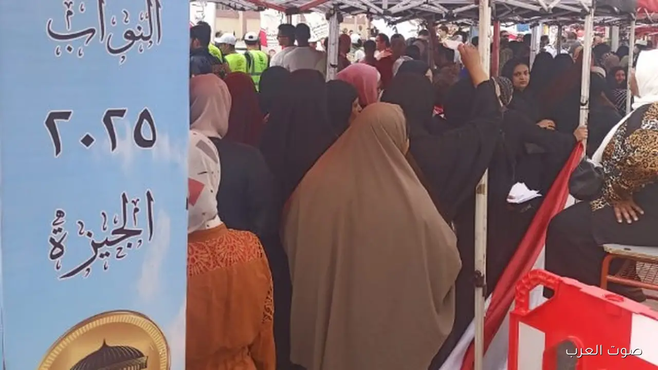 1762854795 انتخابات مجلس النواب 2025 زحمة ستات في لجنة محمد كريم