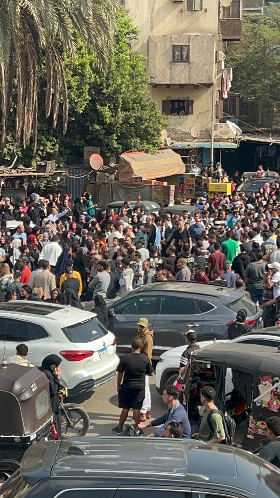 1762860500 696 وداعًا إسماعيل الليثي الآلاف يودّعونه للمرة الأخيرة