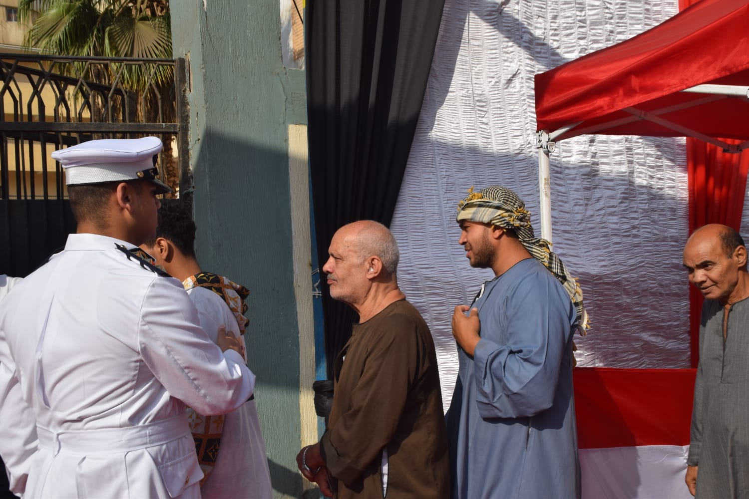 1762867893 392 زحمة ومشاركة كبيرة إقبال ملحوظ من كل الأعمار في لجان