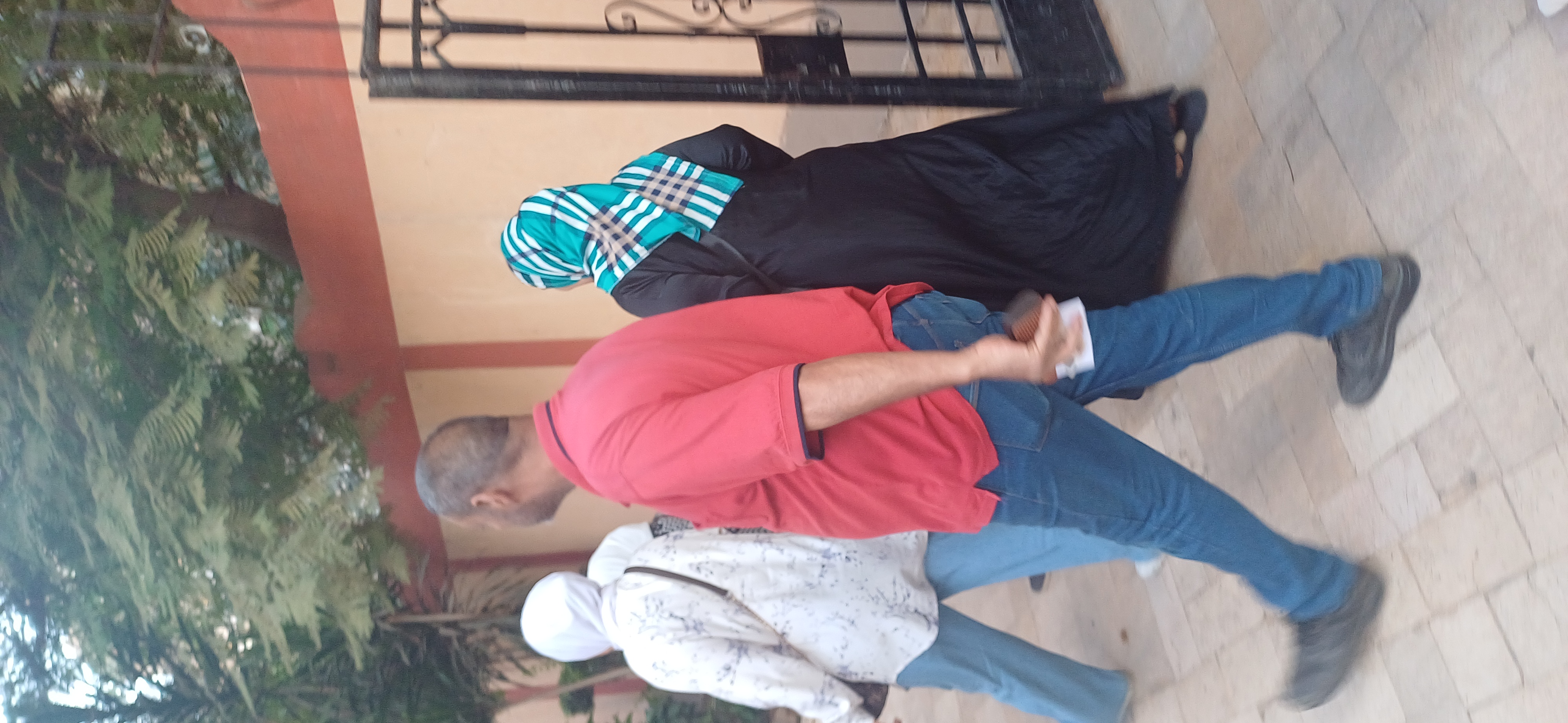 1762871318 142 ناخبين النواب بدأوا يتوافدوا على لجنة الشهيد عبد الرحمن الصيرفي