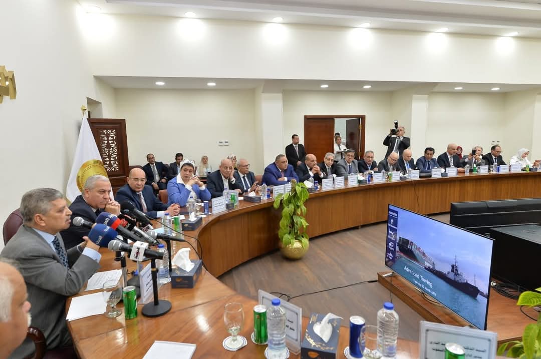 1762876373 653 أسامة ربيع في ندوة كبيرة بـ الوطنية للصحافة مفيش بديل