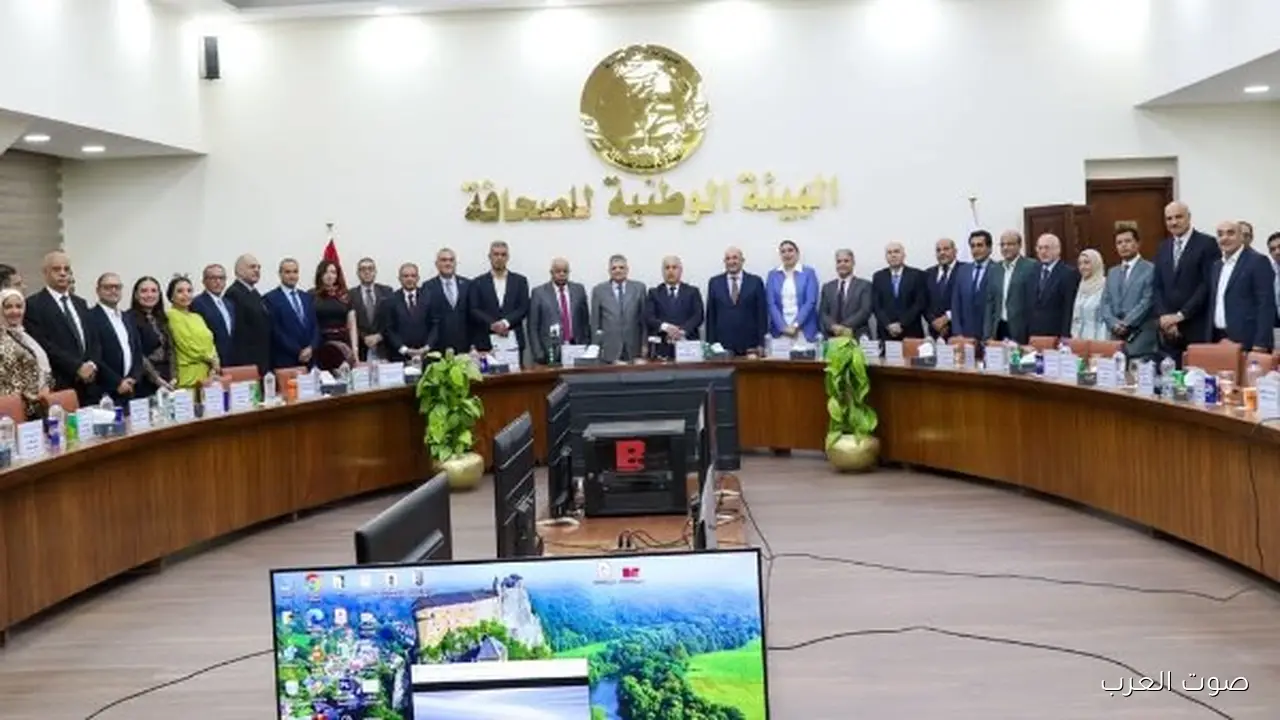 1762876373 أسامة ربيع في ندوة كبيرة بـ الوطنية للصحافة مفيش بديل