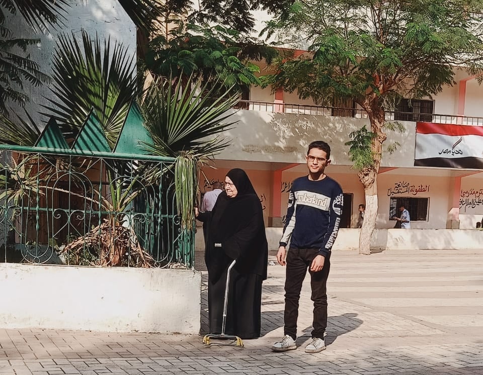 1762881993 430 كبار السن شاركوا في انتخابات لجنة الشهيد حسين جمال في