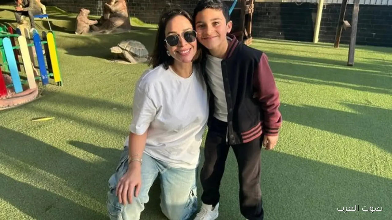 1762925474 بسنت شوقي بتوجه رسالة لابنها اللي لسه مجابتوش، علي البيلي