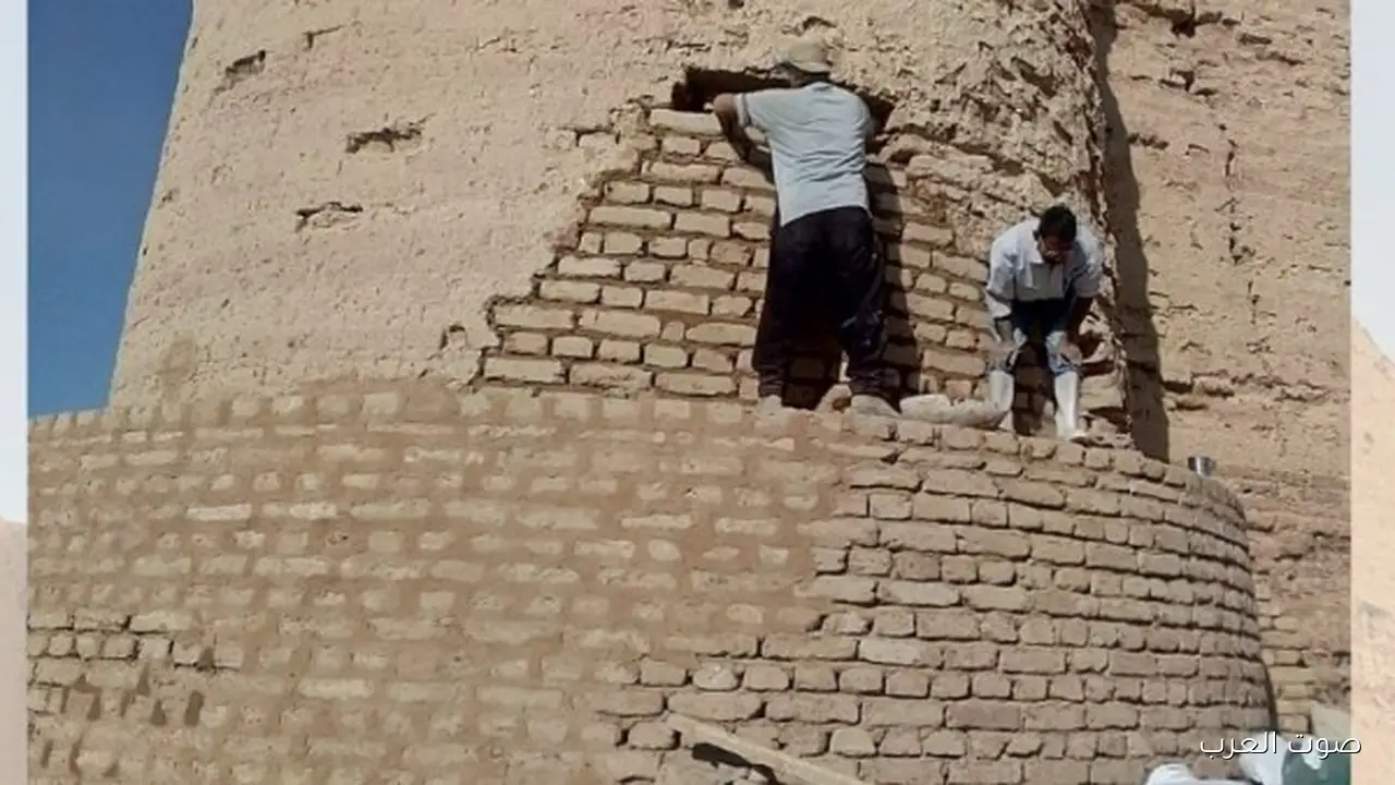 1762940892 قلعة دير المنيرة في الخارجة ترجع لجمالها القديم