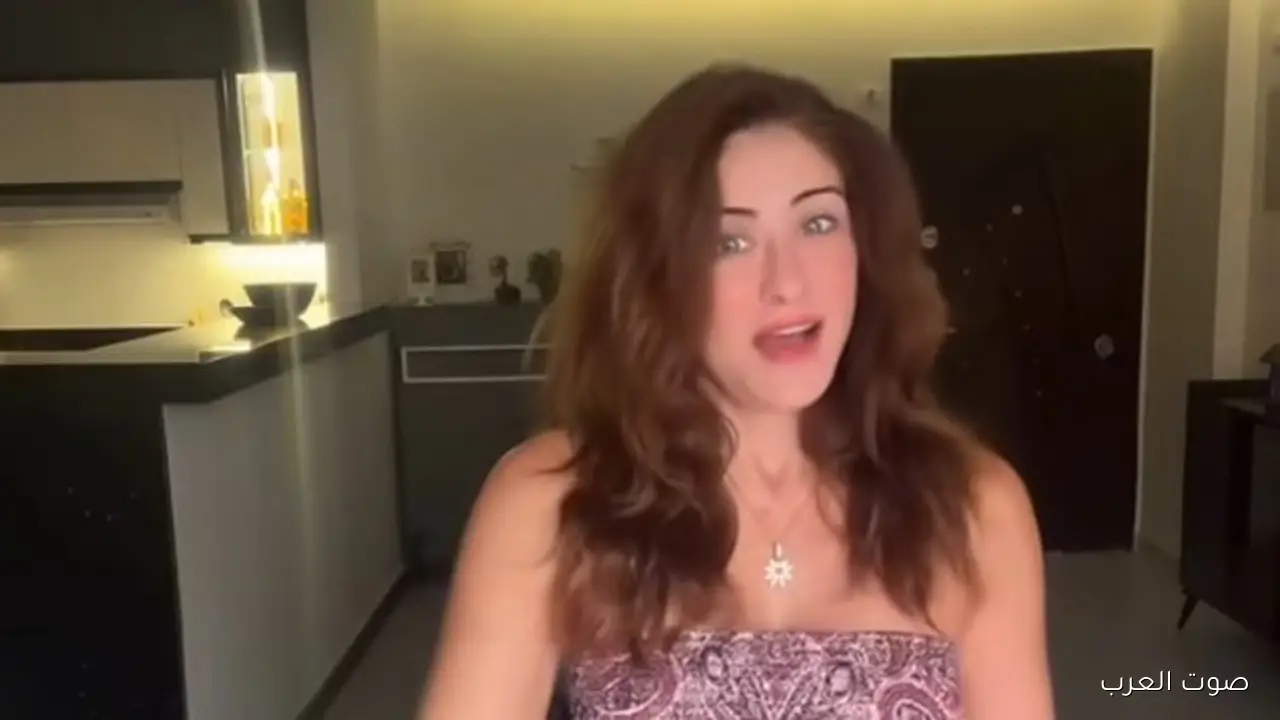 1762962193 هيدي كرم تطلب الدعاء بعد خبر خطوبة مي عز الدين