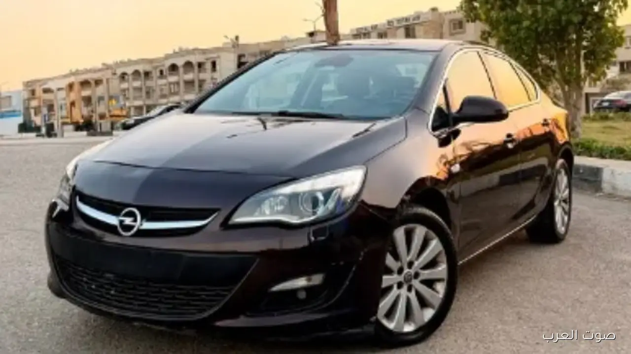 1762974272 ركب أوبل أسترا سيدان بـ 500 ألف جنيه