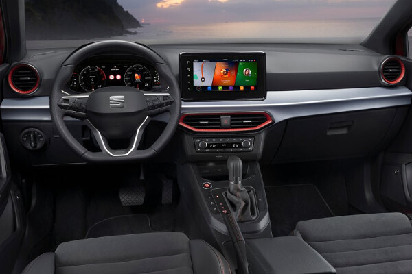 1762995750 327 إنت تفضل إيه؟ فيات 500 X ولا سيات أبيزا 2026