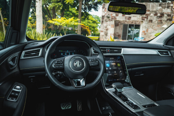 1763002830 356 مواصفات إم جي آر إكس 5 بلس 2026 الجديدة