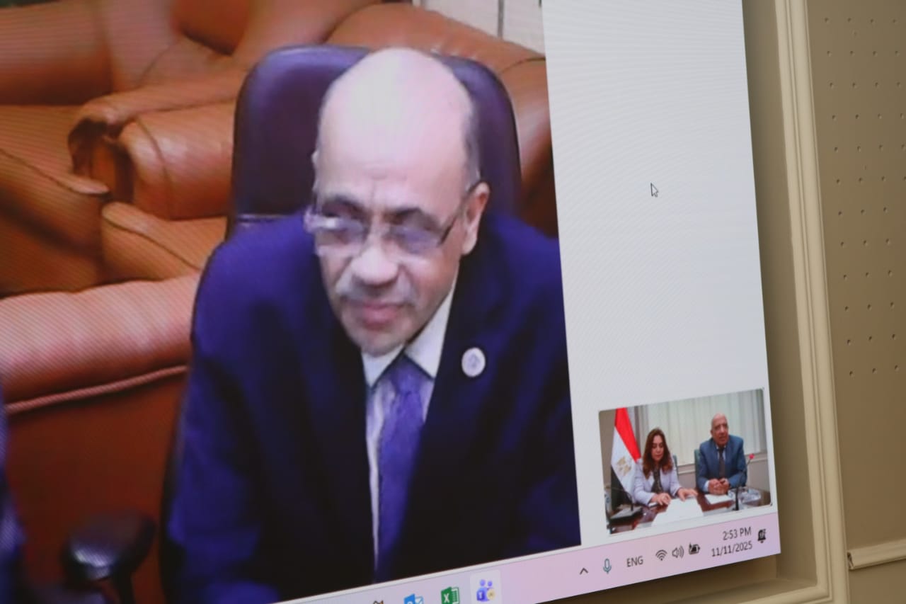 1763021362 282 الكهرباء والبيئة بيتكلموا عن التعاون في الطاقات المتجددة والموارد الطبيعية