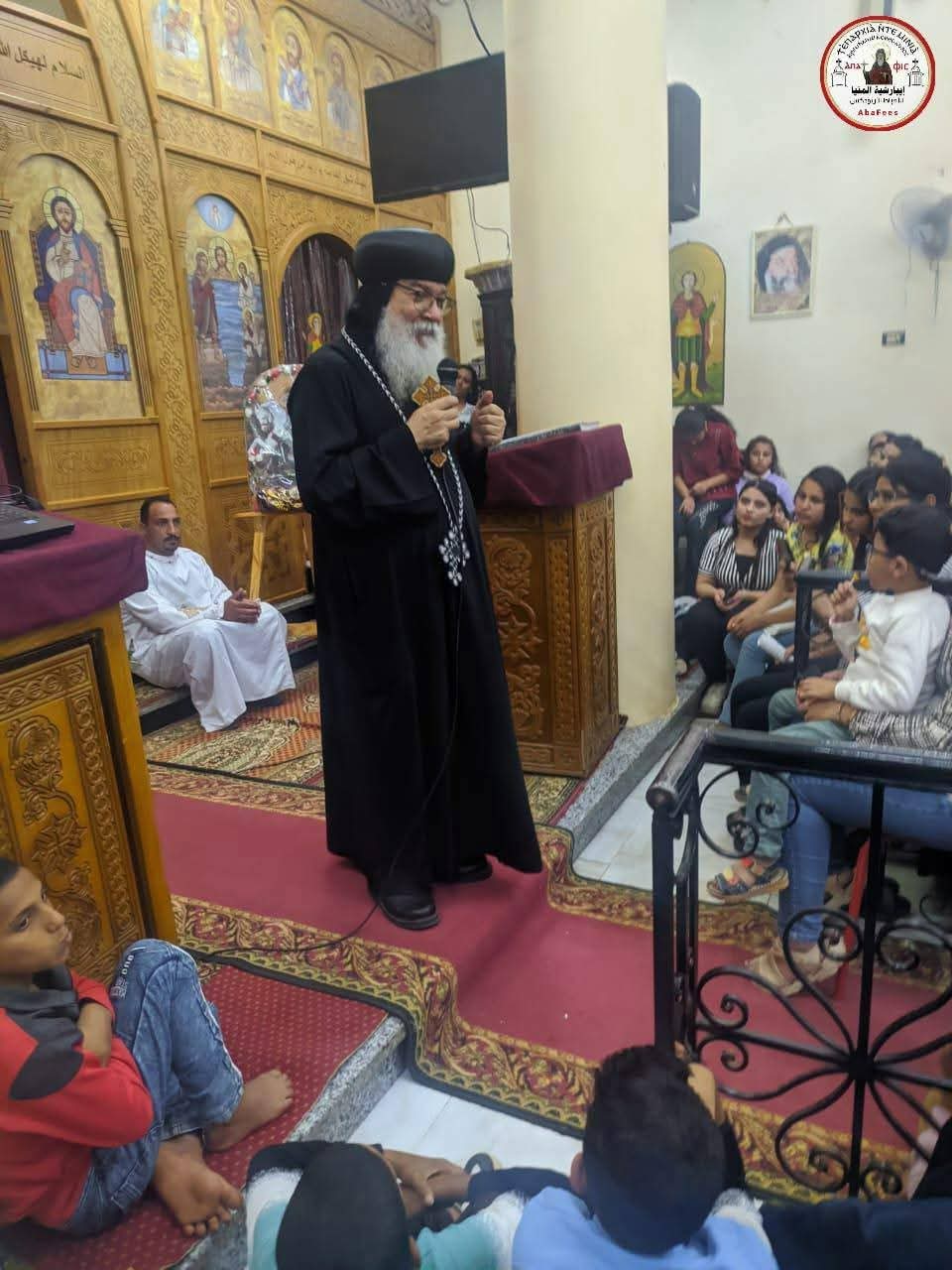 الأنبا مكاريوس يحضر احتفالات كنيسة الشهيد مارجرجس في ههيا بالمنيا 3 1763055678 839 الأنبا مكاريوس يحضر احتفالات كنيسة الشهيد مارجرجس في ههيا بالمنيا