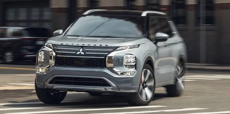 1763075005 906 أوتلاندر 2026 بتصميم رياضي إيه الجديد اللي تقدمه ميتسوبيشي؟