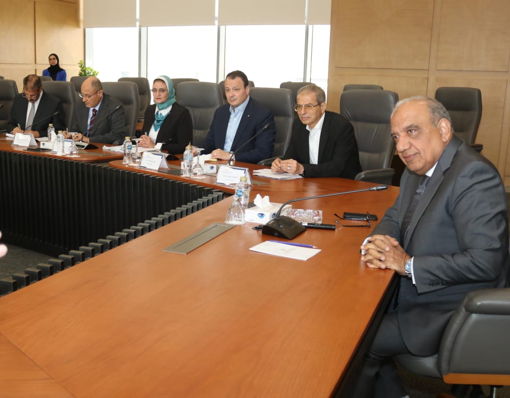 1763107585 907 وزير الكهرباء يناقش مع وفد البنك الدولي سبل التعاون في