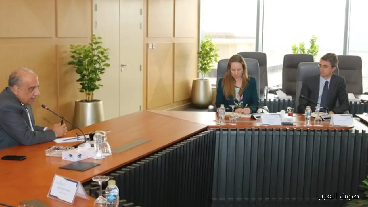 1763107586 وزير الكهرباء يناقش مع وفد البنك الدولي سبل التعاون في