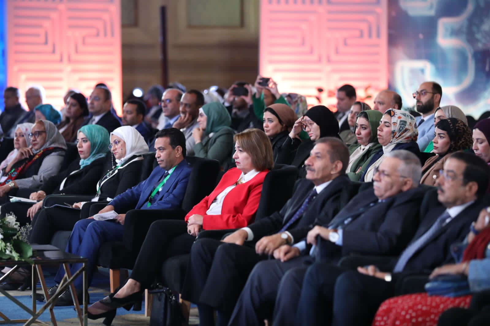 1763152539 667 التنمية المحلية تقوية قدرات المحافظات في التخطيط والتنفيذ والمحاسبة