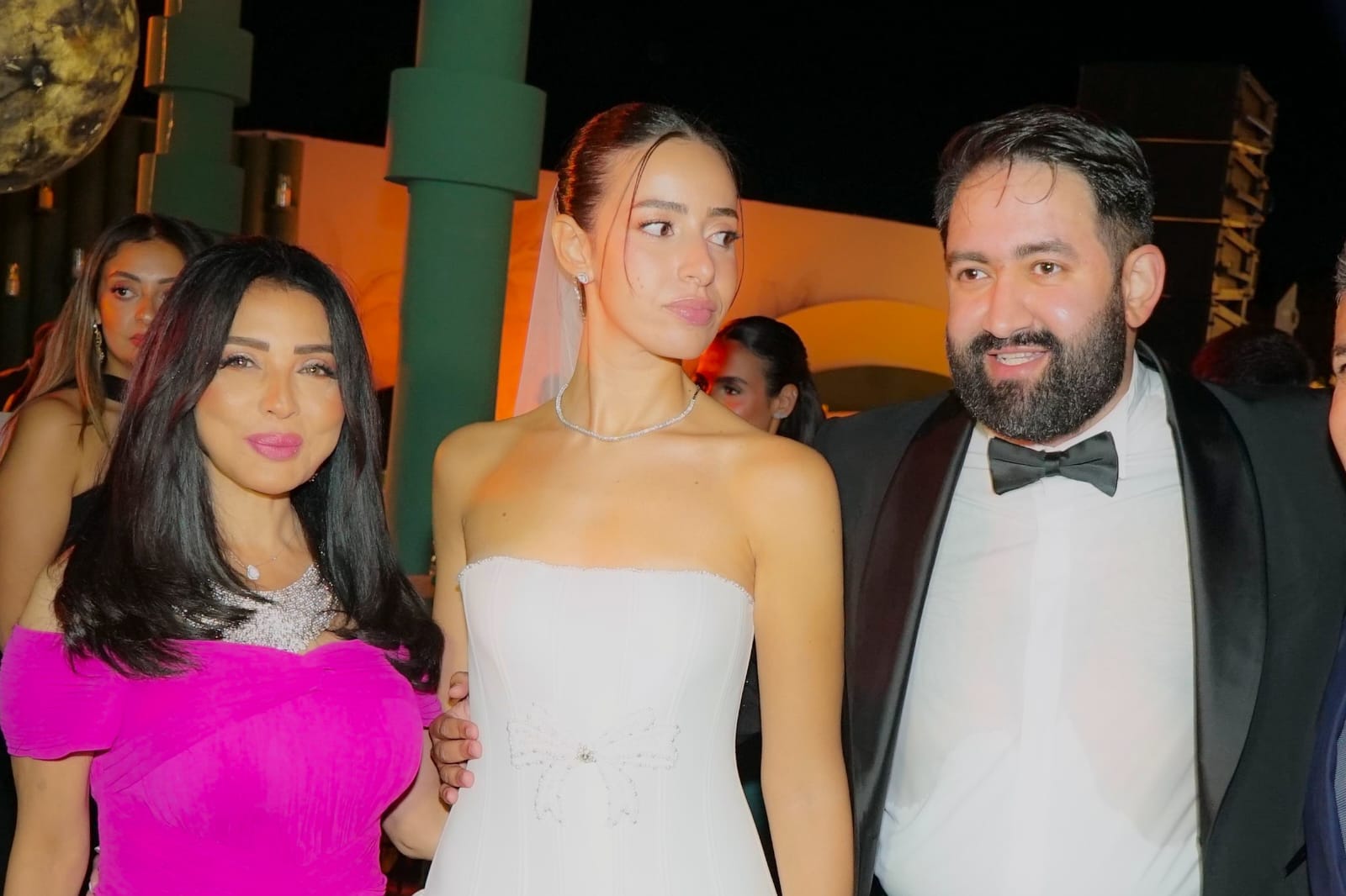 1763168847 830 نجوم الفن والإعلام يحتفلوا مع خيري رمضان بزفاف ابنه عمر