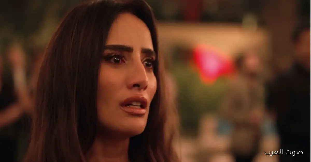 حلقة 6 من «ورد وشوكولاتة»: زينة تكشف زواجها من محمد فراج وتقلب حياته