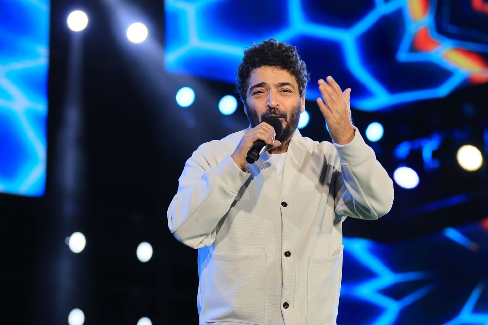 1763227662 250 فؤش وحميد وإيهاب وهشام يشعلوا شتاء مدينتي بحضور جماهيري كبير