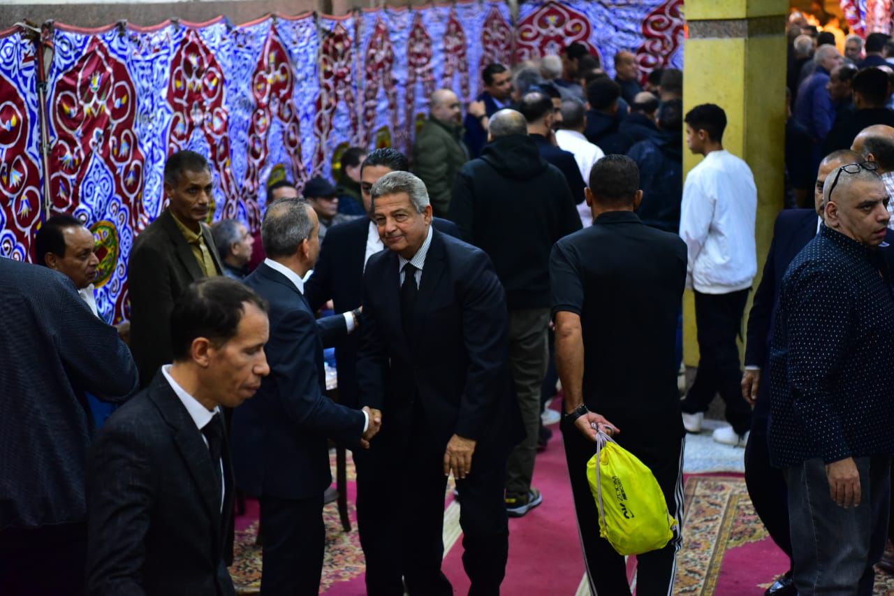 1763322377 512 خالد عبد العزيز وممدوح عيد في عزاء محمد صبري الراحل