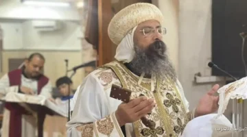 1763362966 الأنبا زوسيما يقيم قداس لتكريس كنيسة مارجرجس ويعين شمامسة