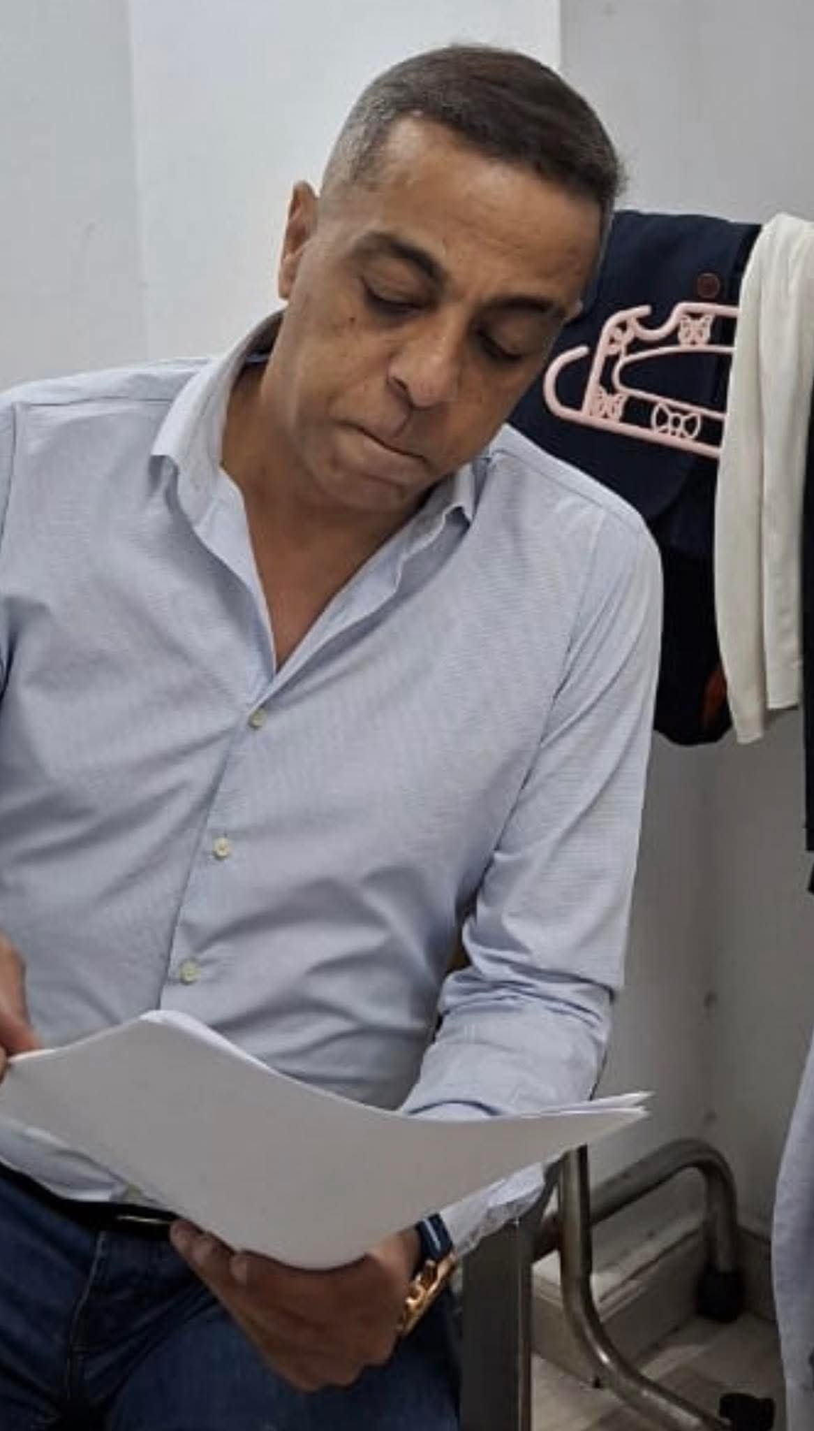 لحظات مؤثرة في عزاء محمد صبري