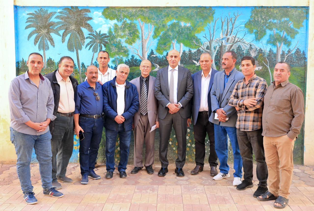 1763377125 706 وزير التعليم يتفقد مدارس كفر الشيخ ويفحص الغياب وكتيبات التقييمات
