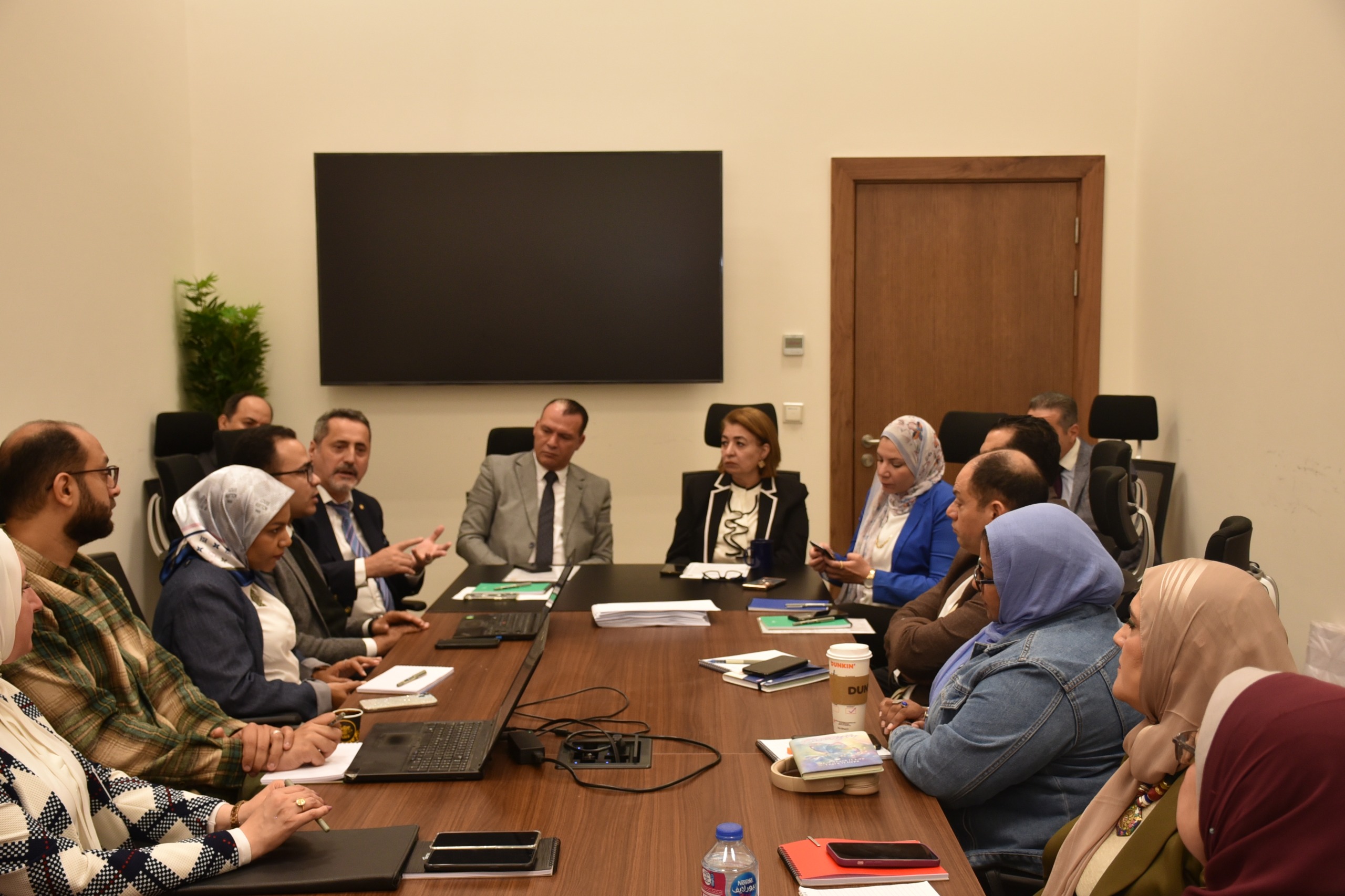 1763386821 407 التنمية المحلية تبدأ أول مشروع لدمج النازحين اقتصاديًا وتدريب 300